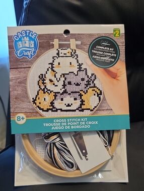 Free w/ Purchase - Kitten Pile Cross-stitch Kit